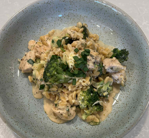 Cheezy One-Pot Chicken & Broccoli Orzo - 2 Serves
